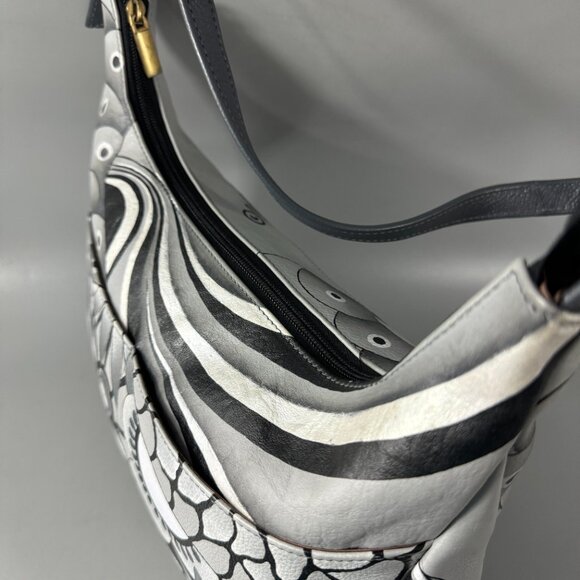 Anna by Anuschka Black/White Floral Leather Hobo Shoulder Bag - Picture 9 of 15